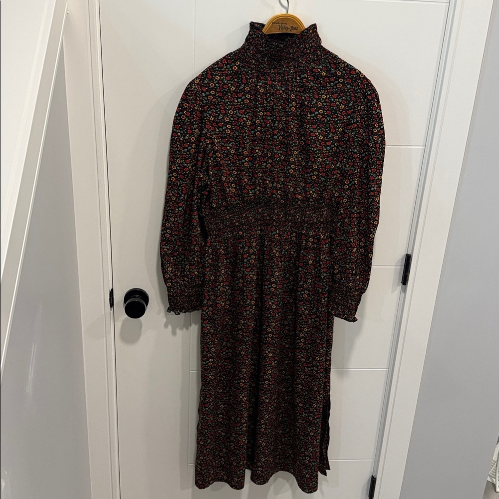 Boohoo Black Ditsy Floral dress size 14